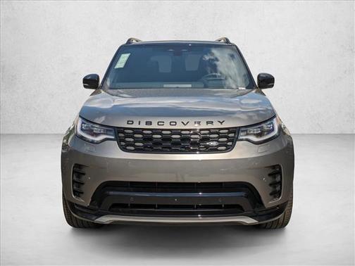 2024 Land Rover Discovery P300 Dynamic SE