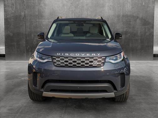 2024 Land Rover Discovery P300 S