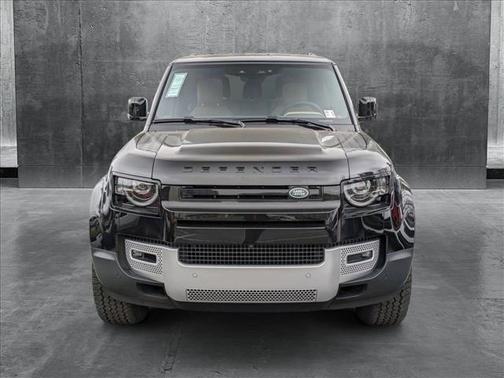 2025 Land Rover Defender 90 P300 S