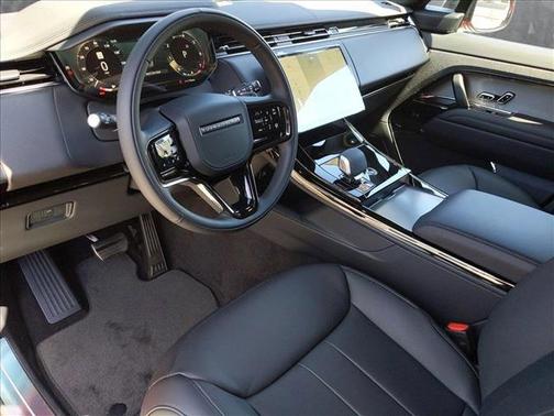 2025 Land Rover Range Rover Sport SE