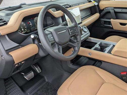 2025 Land Rover Defender V8