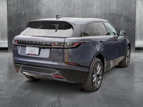 2026 Land Rover Range Rover Velar P250 SE R-Dynamic