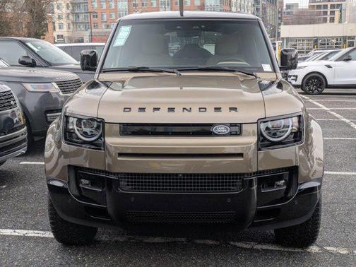 2026 Land Rover Defender P400 X-Dynamic SE