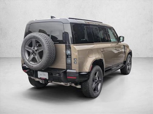 2026 Land Rover Defender P400 X-Dynamic SE