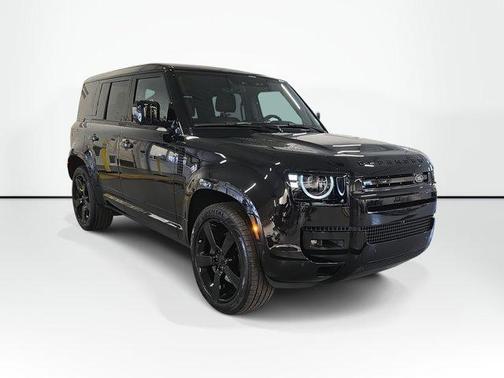 Santorini Black Metallic 2026 Land Rover Defender P500 X-Dynamic SE