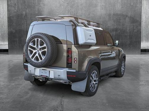 2025 Land Rover Defender S