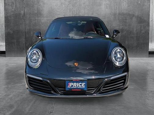 2017 Porsche 911 Carrera