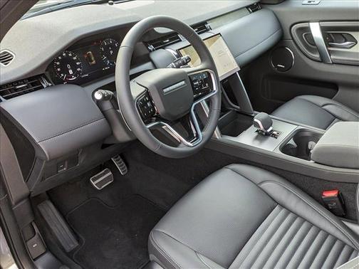 2025 Land Rover Discovery Sport Dynamic SE