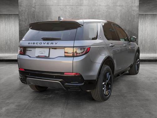 2025 Land Rover Discovery Sport Dynamic SE