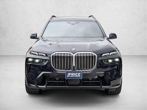 Carbon Black Metallic 2024 BMW X7 xDrive40i