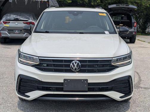 Opal White Pearl 2024 Volkswagen Tiguan 2.0T SE R-Line Black