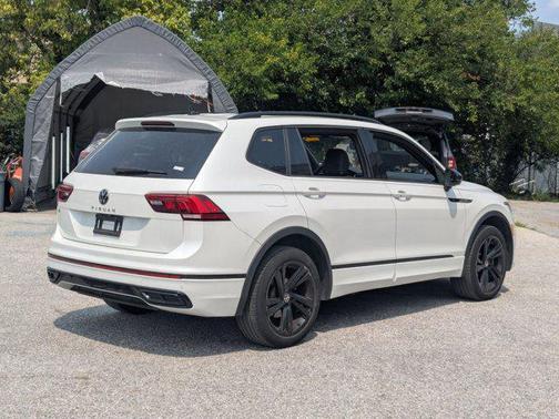 Opal White Pearl 2024 Volkswagen Tiguan 2.0T SE R-Line Black