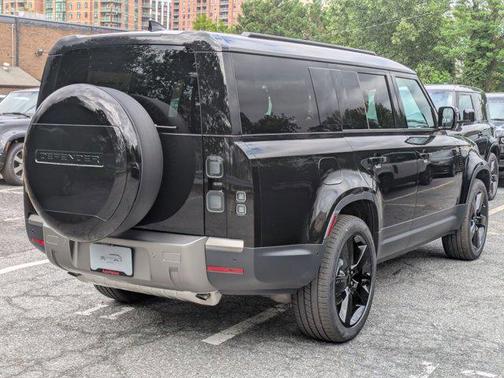 Santorini Black Metallic 2026 Land Rover Defender P300 S