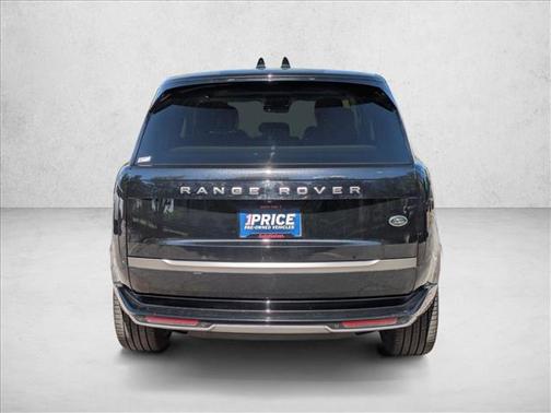Santorini Black Metallic 2023 Land Rover Range Rover P400 SE