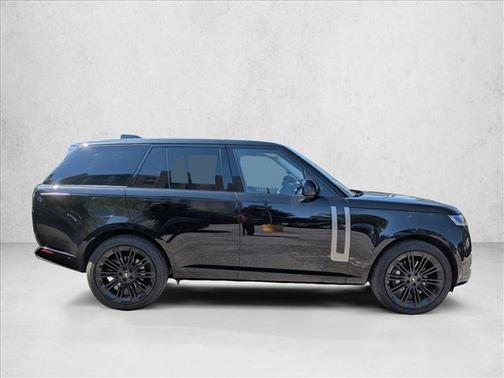 Santorini Black Metallic 2023 Land Rover Range Rover P400 SE