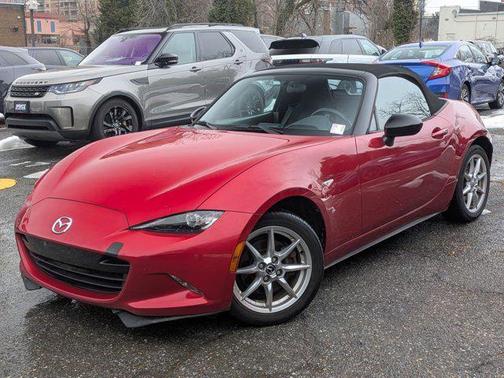 2017 Mazda MX-5 Miata Sport