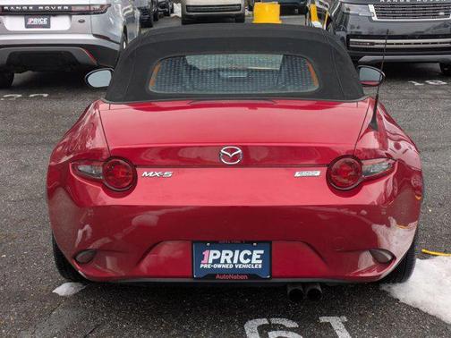 2017 Mazda MX-5 Miata Sport