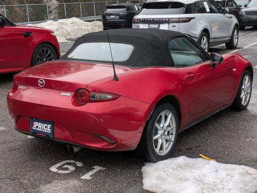 2017 Mazda MX-5 Miata Sport