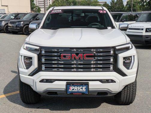 Summit White 2023 GMC Canyon Denali