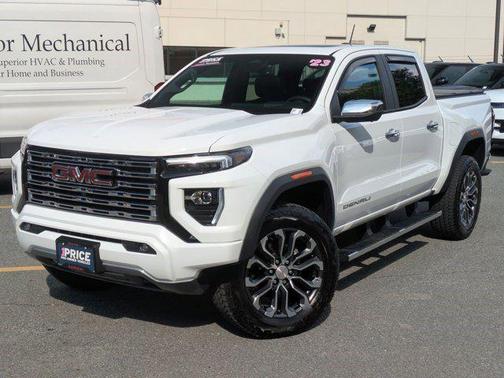 Summit White 2023 GMC Canyon Denali