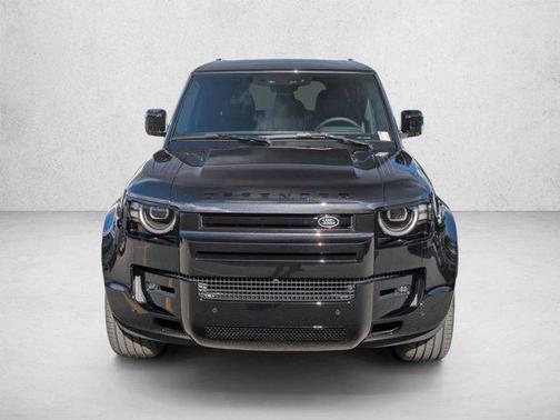 Santorini Black Metallic 2026 Land Rover Defender P400 X-Dynamic SE