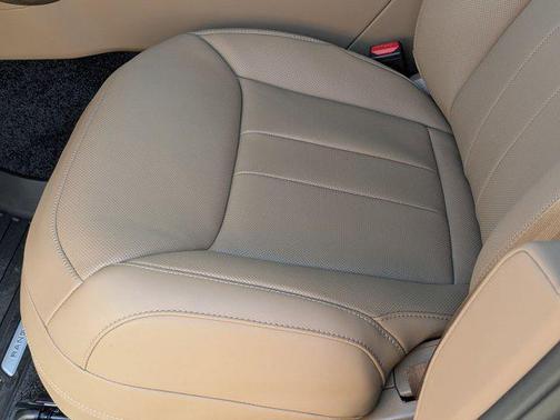 Belgravia Green Metallic 2026 Land Rover Range Rover P530 SE 7 Seat