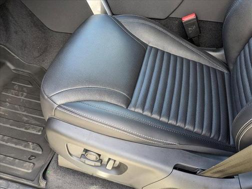 2024 Land Rover Discovery P360 Dynamic SE