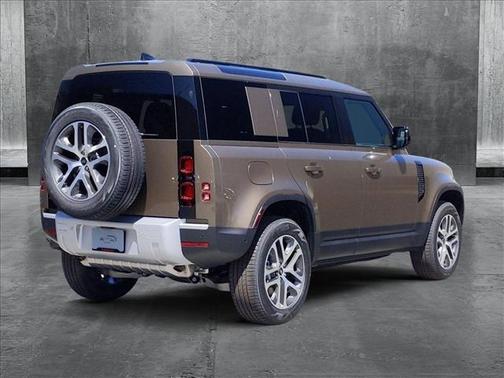 2025 Land Rover Defender 110 P400 S