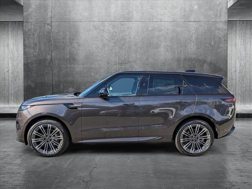 2025 Land Rover Range Rover Sport SE