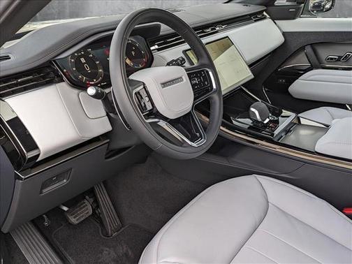 2025 Land Rover Range Rover Sport P360 S
