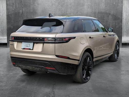 2026 Land Rover Range Rover Velar P250 SE R-Dynamic