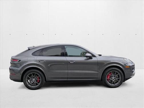 2024 Porsche Cayenne S