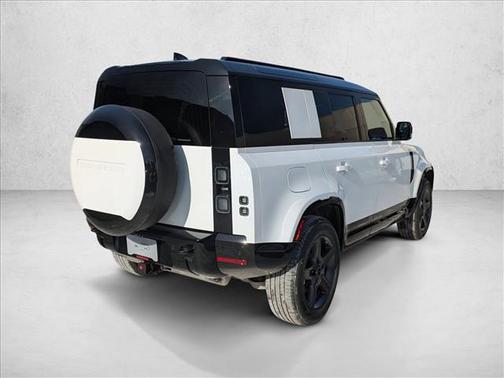 2026 Land Rover Defender P400 X-Dynamic SE