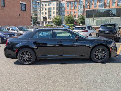 2021 Chrysler 300 Touring