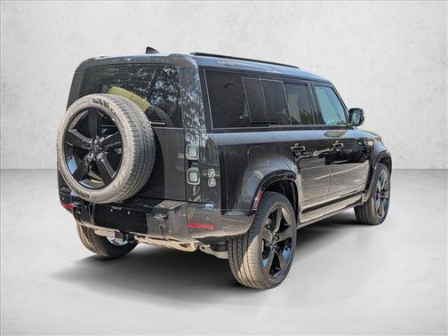 Santorini Black Metallic 2026 Land Rover Defender P400 X-Dynamic SE