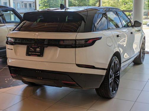2025 Land Rover Range Rover Velar P250 SE R-Dynamic