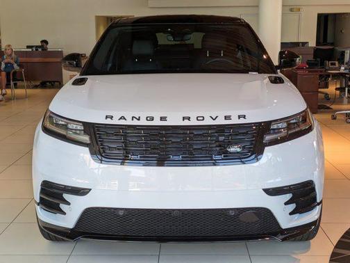 2025 Land Rover Range Rover Velar P250 SE R-Dynamic
