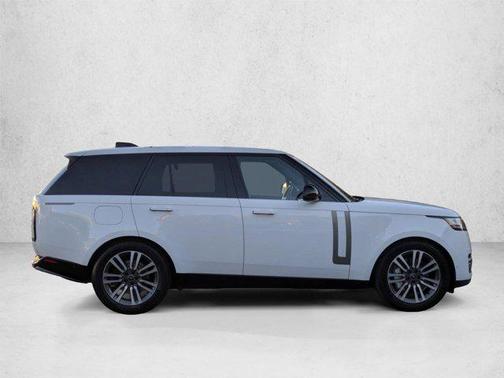 Fuji White 2023 Land Rover Range Rover P530 SE