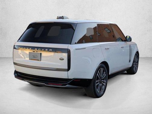 Fuji White 2023 Land Rover Range Rover P530 SE