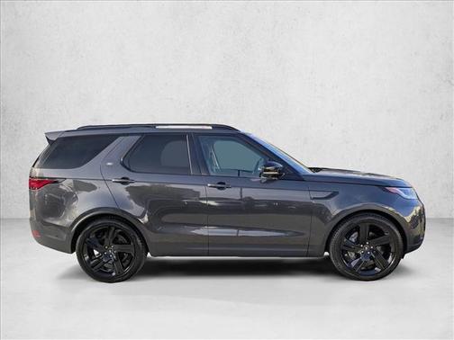 2024 Land Rover Discovery P300 S