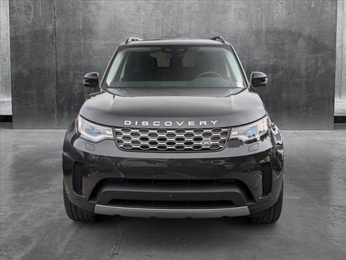 2024 Land Rover Discovery P300 S