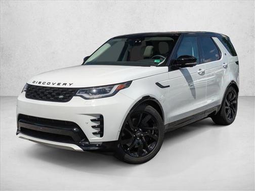 Fuji White 2025 Land Rover Discovery P360 Dynamic SE