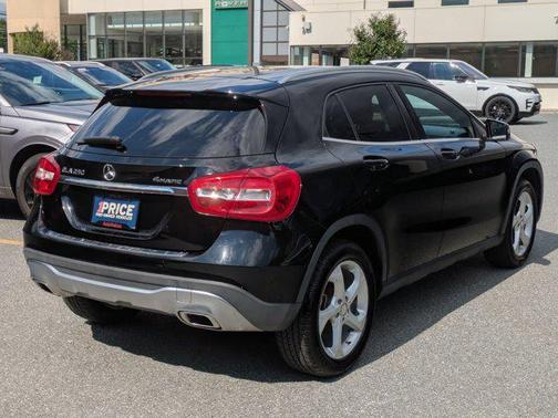 Cosmos Black Metallic 2020 Mercedes-Benz GLA 250 4MATIC