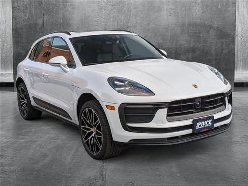 2024 Porsche Macan Base