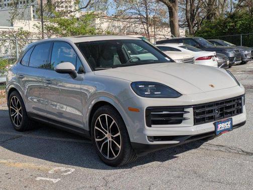 Arctic Grey 2024 Porsche Cayenne Cayenne