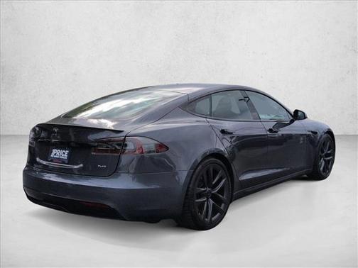 Silver/Gray 2021 Tesla Model S Plaid