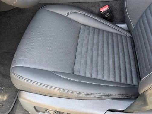 2026 Land Rover Discovery Sport Landmark