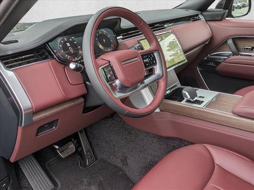 Santorini Black Metallic 2026 Land Rover Range Rover P530 SE