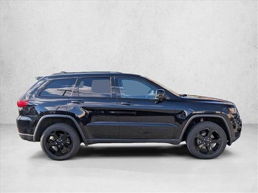 2019 Jeep Grand Cherokee Upland