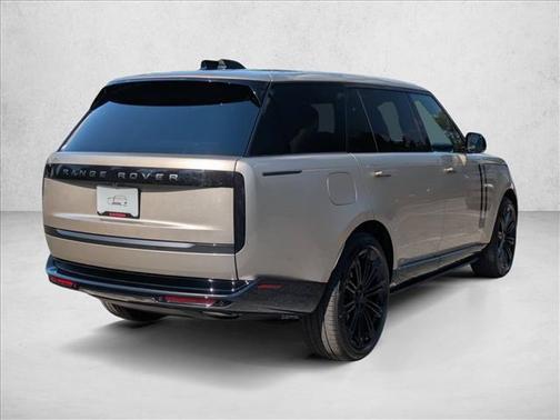 Batumi Gold Premium Metallic 2026 Land Rover Range Rover P400 SE 7 Seat